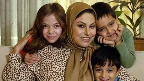 تنها خانم بازیگری که بچه دوس نداره ! / مهرانه مهین ترابی: هیچوقت دلم نخواست بچه دار شم شاید بد بدونید اما از اینکه مادر نشدم خیلی خوشحالم!