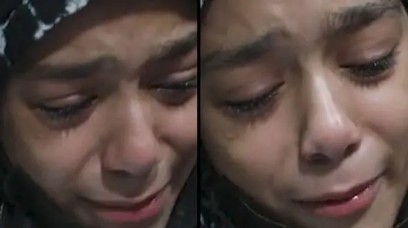 فیلم ضجه های دختر شهید مدافع حرم پس از 6 سال دوری از پیکر پدر 