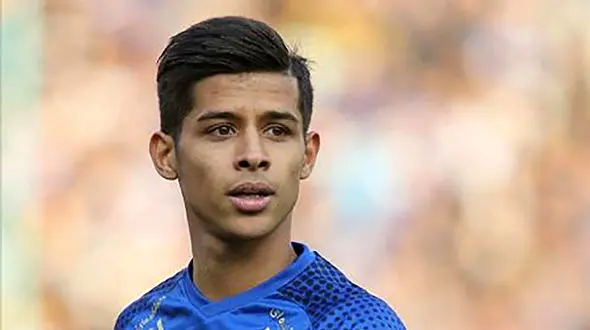 الاهلی  قائدی را به استقلال قرض داد