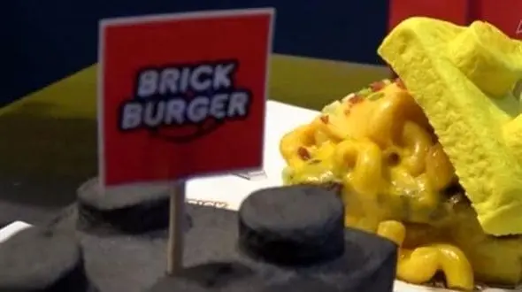 ابداع و نوآوری یک رستوران در شیوه های جدید سرو فست فود+عکس