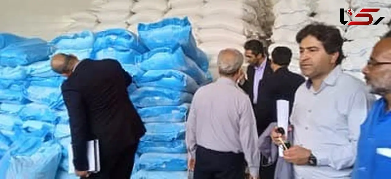 کشف آردهایی فاسدی که قرار بود در یزد نان شوند