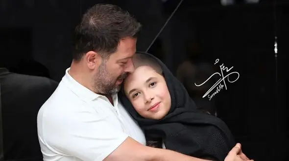 عاشقانه های زیبای پدر و دختری پژمان و نفس بازغی پشت موتور/ تولدت مبارک آقای سوپراستار+فیلم