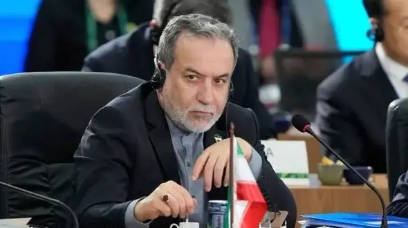 عراقچی: برنامه هفت‌روزه ایران برای بازگشایی تنگه هرمز ارائه شد