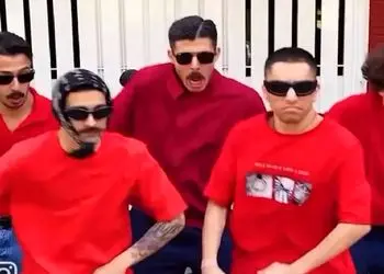 فیلم آواز باشکوه شاد /  گروه پسرا دسته گل با ریمیکس شب شد پر ستاره یجور رقص میرن انگار استخون ندارن