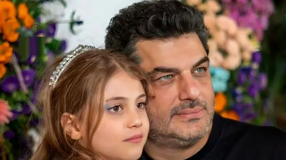 فیلم / سام درخشانی: من یک بخش احمقانه دارم ! / هرچه به دست آوردم از بخش احمقانه وجودم بود حتی همسرم و ...