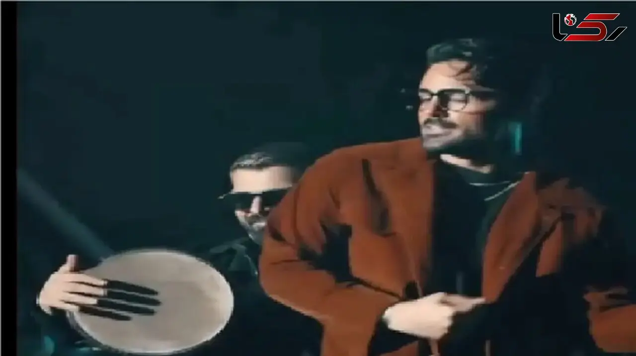 فیلم آواز خوانی باشکوه سهراب پاکزاد / با اجرای دختر چشم ابرو مشکی سالن و ترکوند!