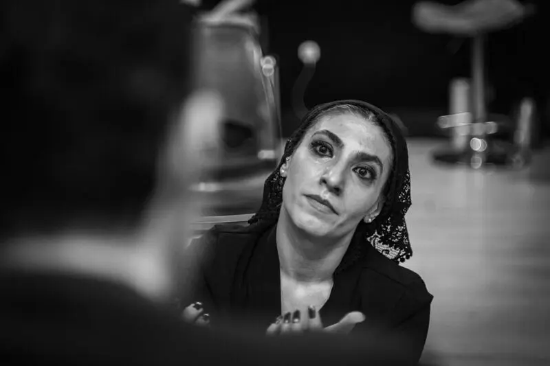عکس نمایش مسلوب