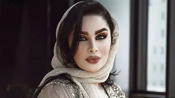 بی شرمانه ترین عکس دنیا جهانبخت با لباس ناجورش / غرق شده در منجلاب دلار !