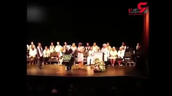 اقدام تحسین‌برانگیز بانوی مسلمان ایرانی در مراسم فارغ التحصیلی‌ خود در آمریکا +فیلم 