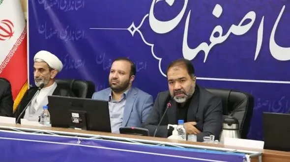 آیت الله رئیسی، خادمی بود که نمی‌توانست رنج مردم را تحمل کند