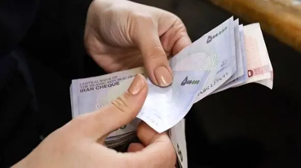 افزایش حقوق کارمندان در سال جدید تصویب شد