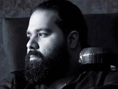 نگاهی به اعلامیه تشییع پیکر مادربزرگ رضا صادقی، خواننده محبوب جنوبی/ روحش شاد و یادش گرامی+عکس