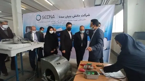 رئیس صندوق نوآوری وشکوفایی از 4 شرکت دانش بنیان در قزوین بازدید کرد 
