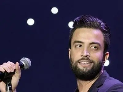 عکس/ دکوراسیون خاص و جالب استیج بنیامین بهادری در کنسرت تهران ترس به جون مردم انداخت / کنسرت جنجالی شد!