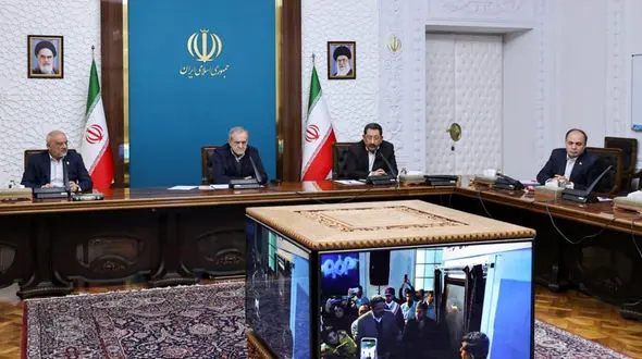 دستور پزشکیان برای بهره‌برداری رسمی از طرح انتقال آب دریا به فلات مرکزی