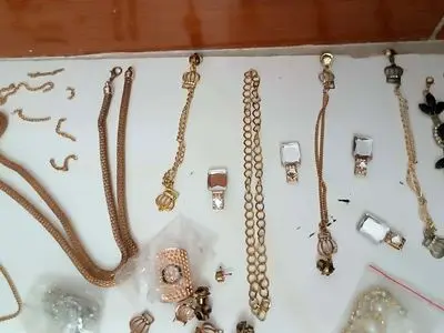 معنی نمادها در زیورآلات؛ آشنایی با مفاهیم پنهان در جواهرات محبوب