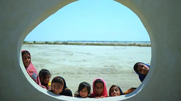 از سال 1382مدارسی که ساخته شد که با وقوع حوادث، خراب نمی شوند / از این به بعد اساتید دانشگاه در مورد نمای مدارس نظر می دهند