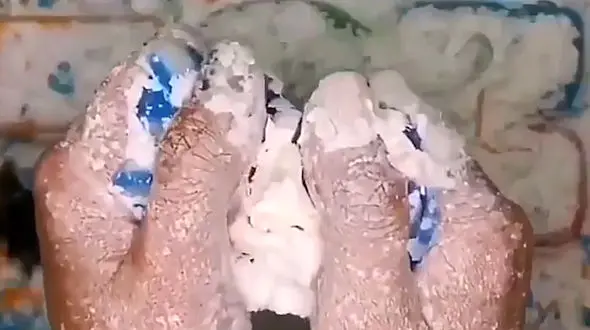 ترکاندن صابون در دست + فیلم