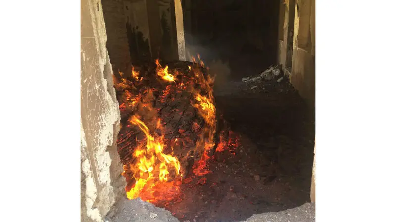 کاخی که سوخت (4)