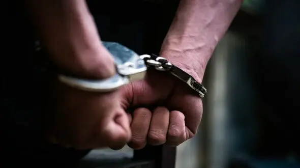 بازداشت سارق مسلح در خانه اش / قاچاقچی اسلحه بود