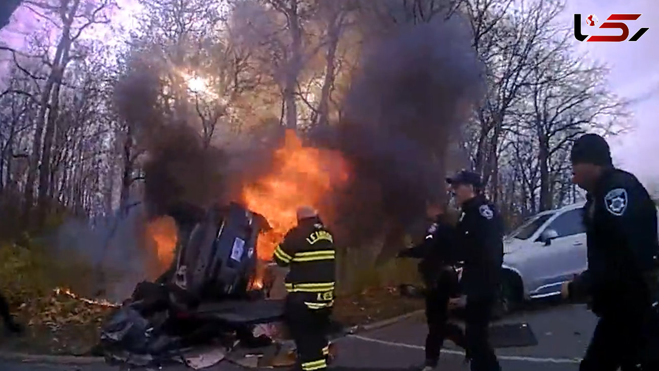 فیلم دلهره آور از بیرون کشیدن زن جوان از خودروی واژگون شده پر از آتش / معجزه رخ داد