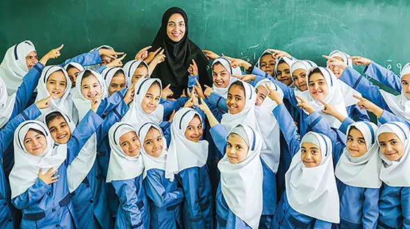 دانش آموزان بخوانند / فراخوان « معلم خوب من » به مناسبت هفته معلم + لینک شرکت در فراخوان