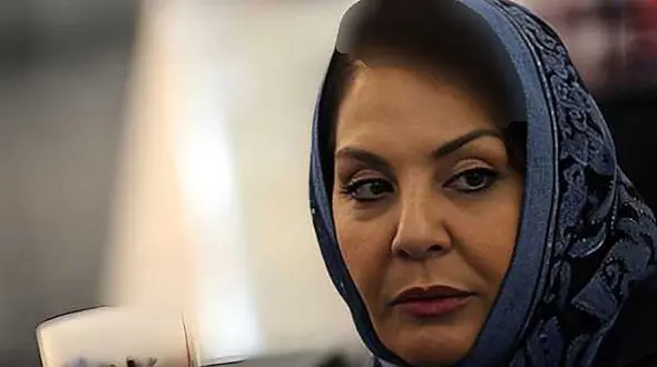 پوشش های خانم بازیگران در مراسم تشییع زهره حمیدی ! / کدام خانم بازیگران نیامدند ! + عکس های جگرسوز