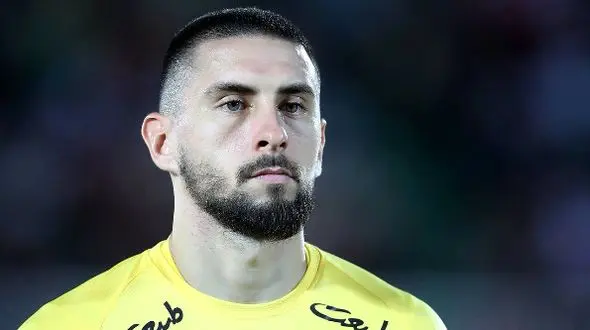 گندوز در پرسپولیس ماندنی شد؟