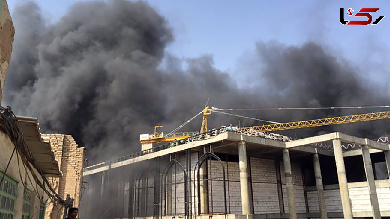 اولین فیلم از آتش سوزی در یکی از هتل های نزدیک حرم امام علی(ع)