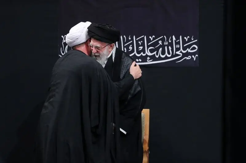 رهبر انقلاب در شب عاشورا