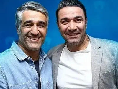 بامزه ترین عکس از پژمان جمشیدی با بچه های جواد نکونام که در فضای مجازی وایرال شد