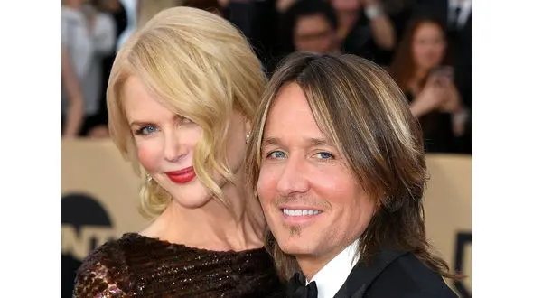 عکس / پیام کریسمسی نیکول کیدمن و همسرش