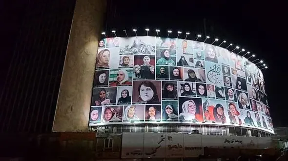 تصویر جدید دیوارنگاره میدان ولیعصر