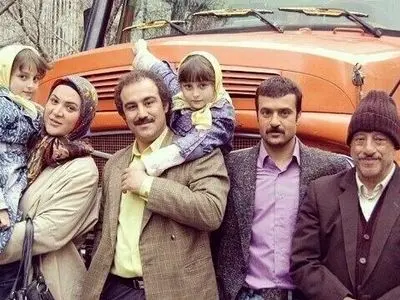 عکس های  چیدمان شیک و دلنشین خانه های بازیگران «سریال پایتخت»/ از خانه لوکس ریما رامین‌فر و نسرین نصرتی تا خوشرنگی خانه شیک احمد مهران‌فر و محسن تنابنده