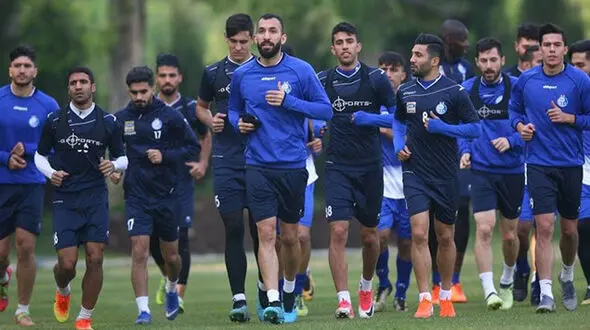 گزینه مربیگری استقلال در پاریس + عکس