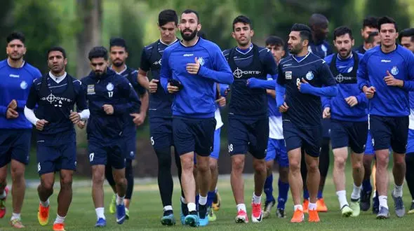 گزینه مربیگری استقلال در پاریس + عکس