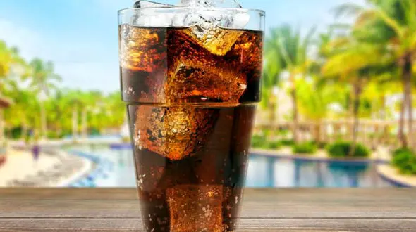 روزه‌داران عزیز نوشابه و نوشیدنی سرد ننوشند