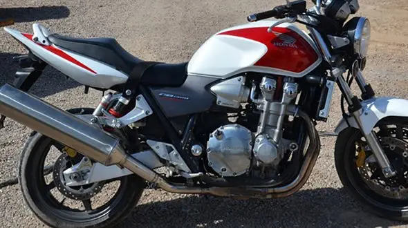 کشف موتورسیکلت 250 سی‌سی قاچاق در مرودشت