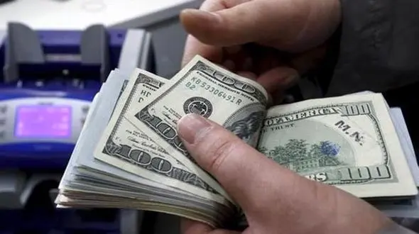 دلار در بازار امروز  گران شد