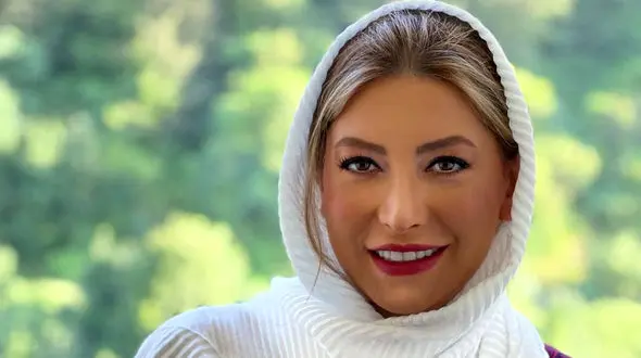 عجیب ترین عکس خانم بازیگر در عجیب ترین تولد ! / غایب بزرگ عکس کیست ؟!