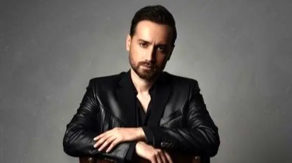 دانلود آهنگ شاد سامان جلیلی به نام شیرینم/ بیا میچینم سر رات گل رز بغل بغل + متن کامل