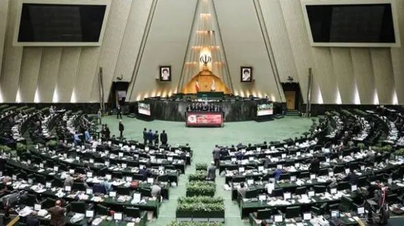 درخواست پیگیری اهانت امام جمعه استان مازندران به نمایندگان