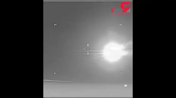 دردسر سبقت خطرناک جنگنده روسی از هواپیمای آمریکایی  +فیلم لحظه سبقت