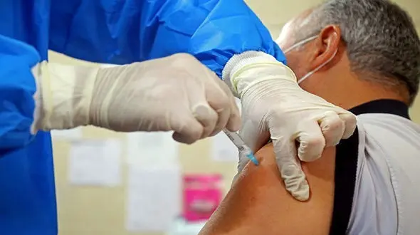 درخواست وزارت بهداشت از مردم برای ثبت نام در سامانه واکسیناسیون کرونا