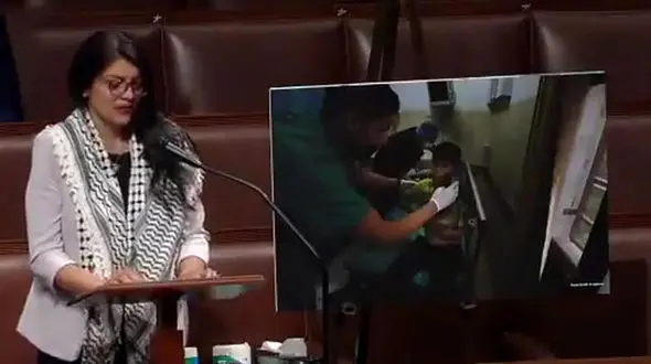 اشک نماینده کنگره آمریکا هنگام خواندن نامه یک مادر فلسطینی درآمد +فیلم