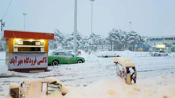فروپاشی زمستان در پایتخت /در ۱۴ سال اخیر، فرودگاه مهرآباد فقط ۴ مرتبه در ماه دی سفیدپوش شد/ روایتی از یک غیبت معنادار +  آمار