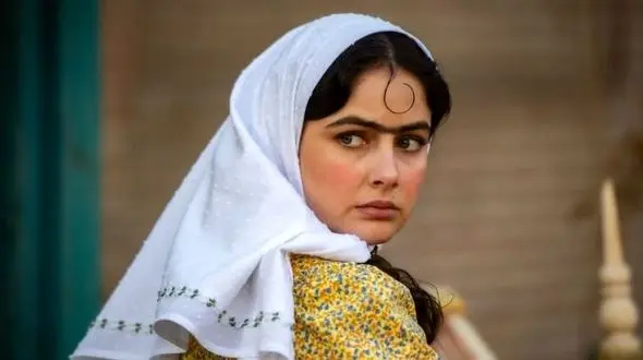 نگاهی به جشن تولد فرزانه فرنام، خجسته سریال بامداد خمار در حیاط باصفا و دلبازش/ خونه نگو جنگل بگو