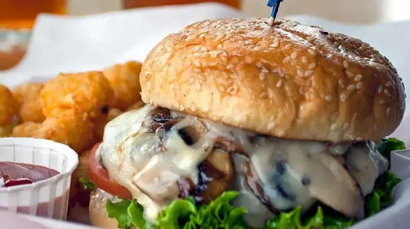 گزینه شام امشب؛ برگر قارچ و مرغ + فیلم