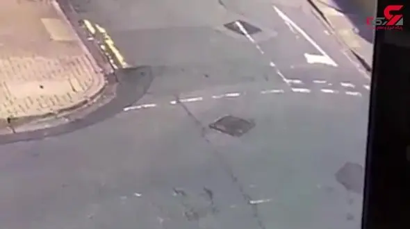 لحظه تصادف شدید خودروی پلیس با چند خودرو! + تصویر
