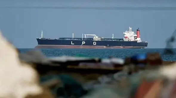 بیانیه تاریخی شورای دفاع: بدون هماهنگی با تهران، عبور از تنگه هرمز ممنوع است